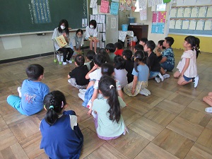 読み聞かせ
