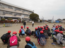 ５年生社会科見学１