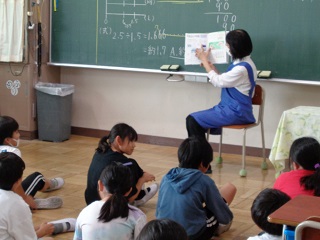 ５